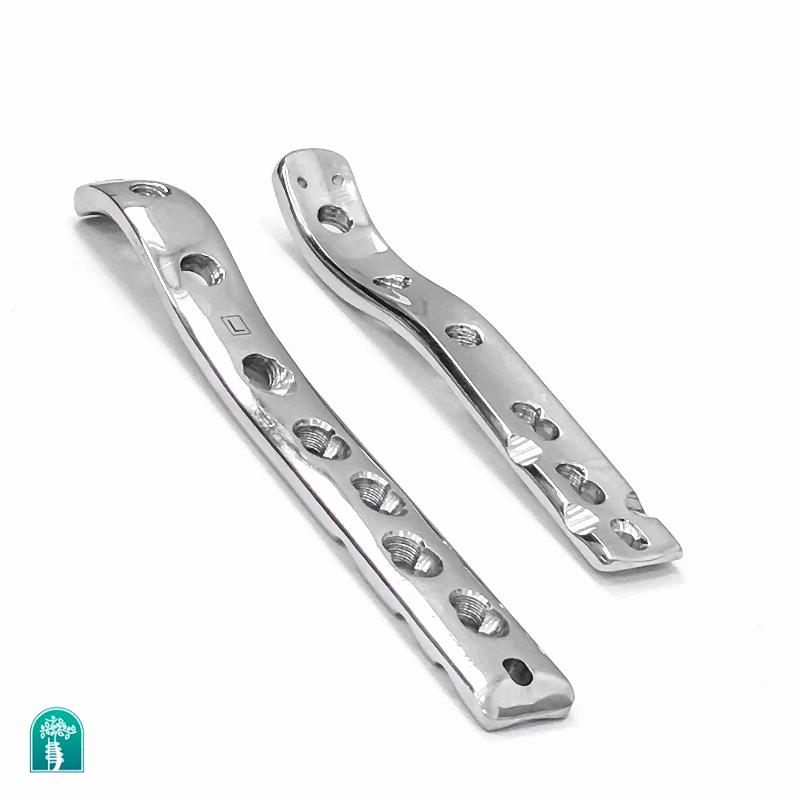 Пластина стегнова проксимальна з кутовою стабільністю під гвинти Ø 4,5/5,0 мм ІІ типу - права.